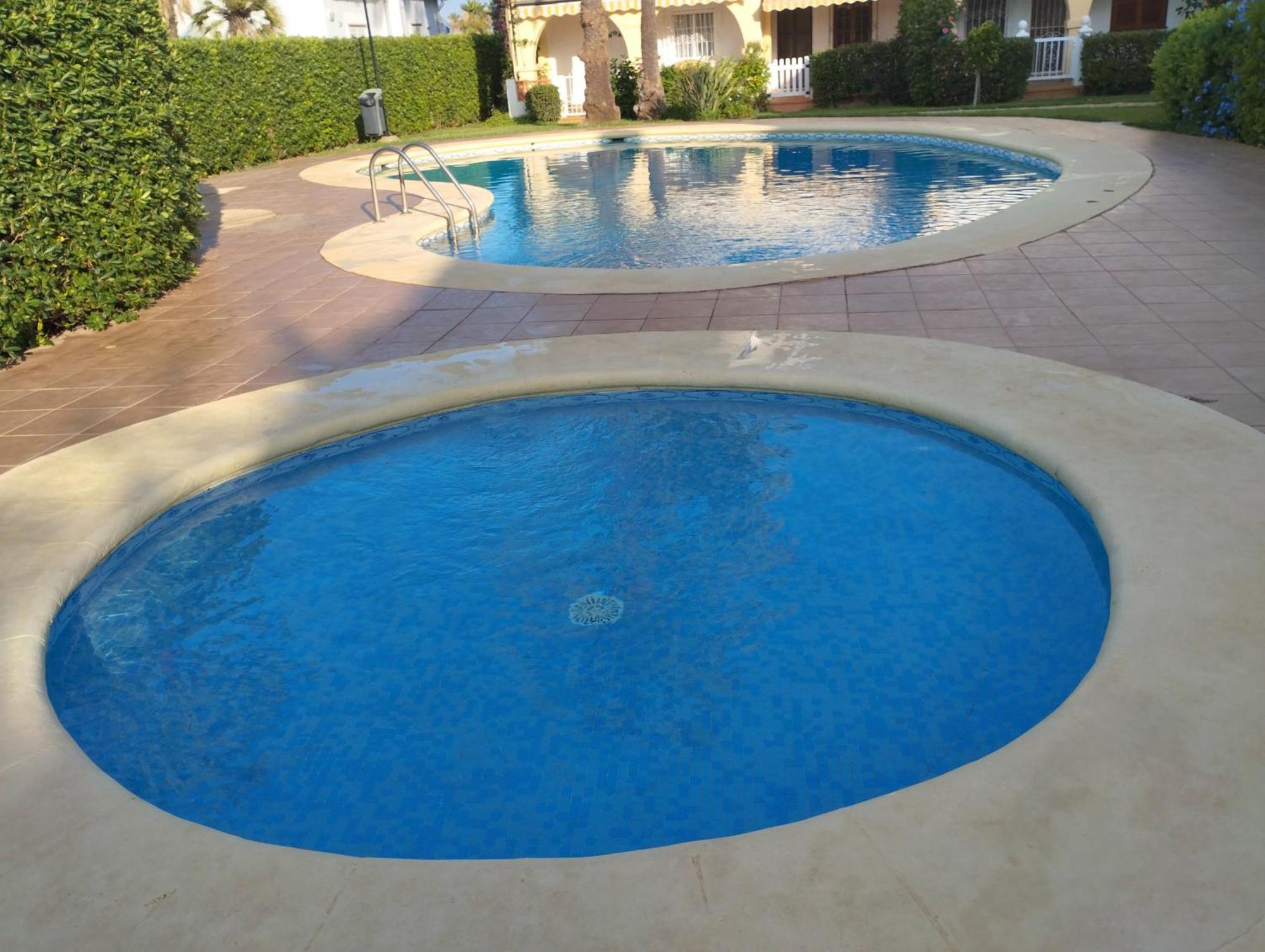 Stylish House With Swimming Pool,near & Town, Wifi *